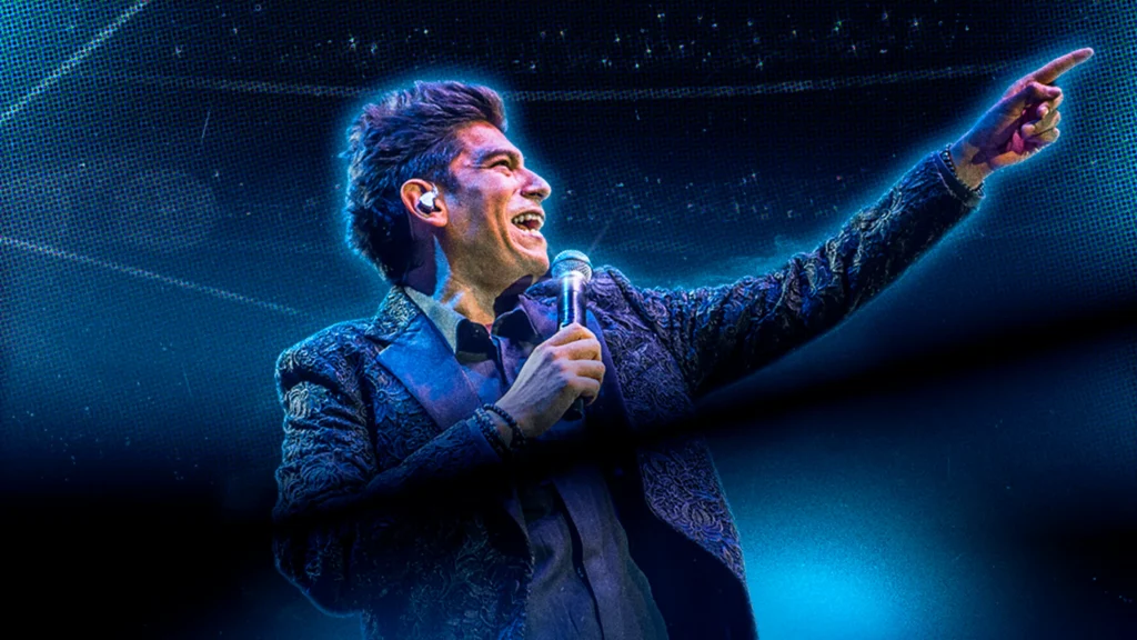 Elías Medina live at Arena Theatre - Houston Concerts