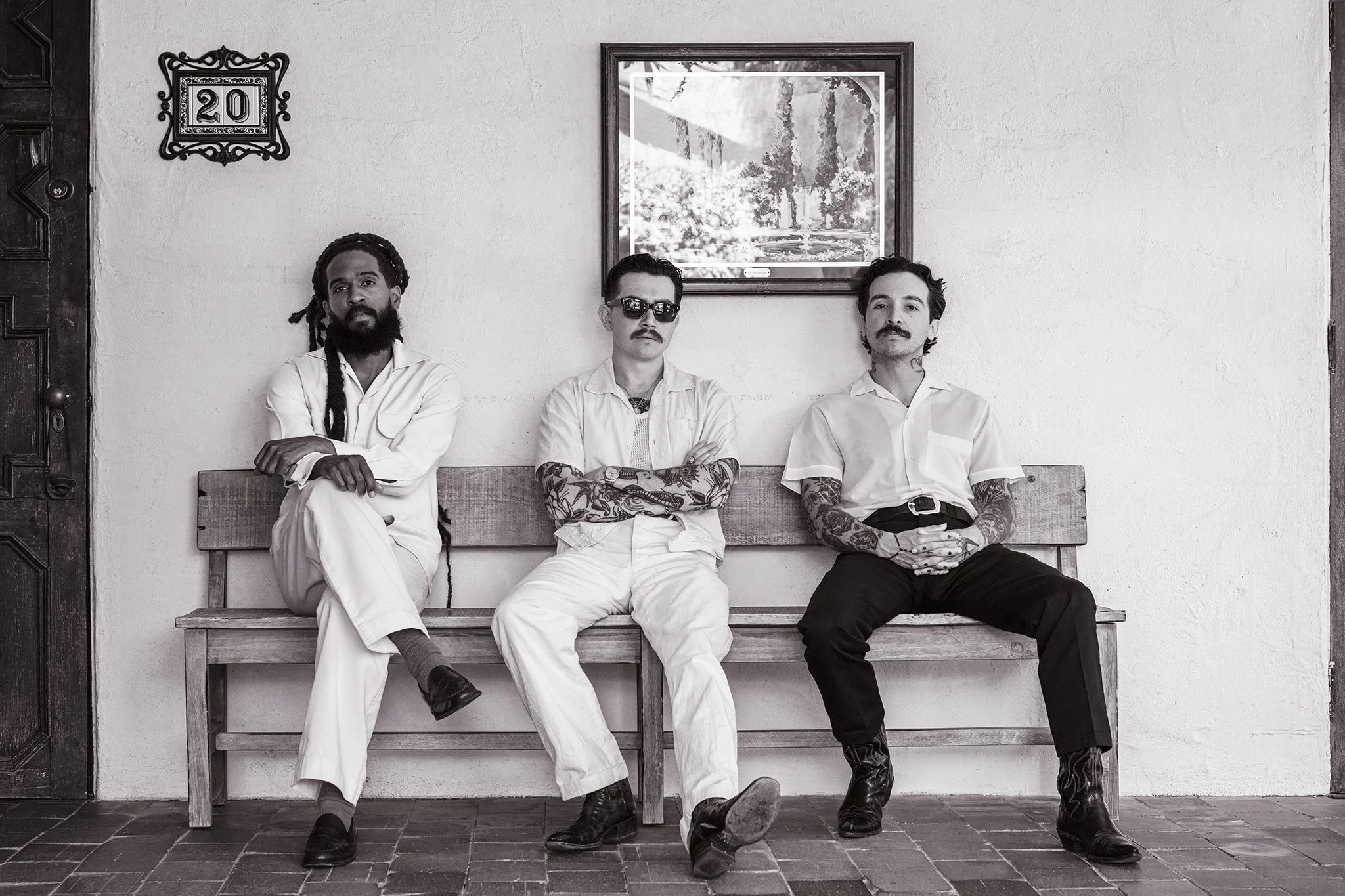 Thee Sacred Souls, LA LOM, & The Womack Sisters live at 713 Music Hall - Houston Concerts