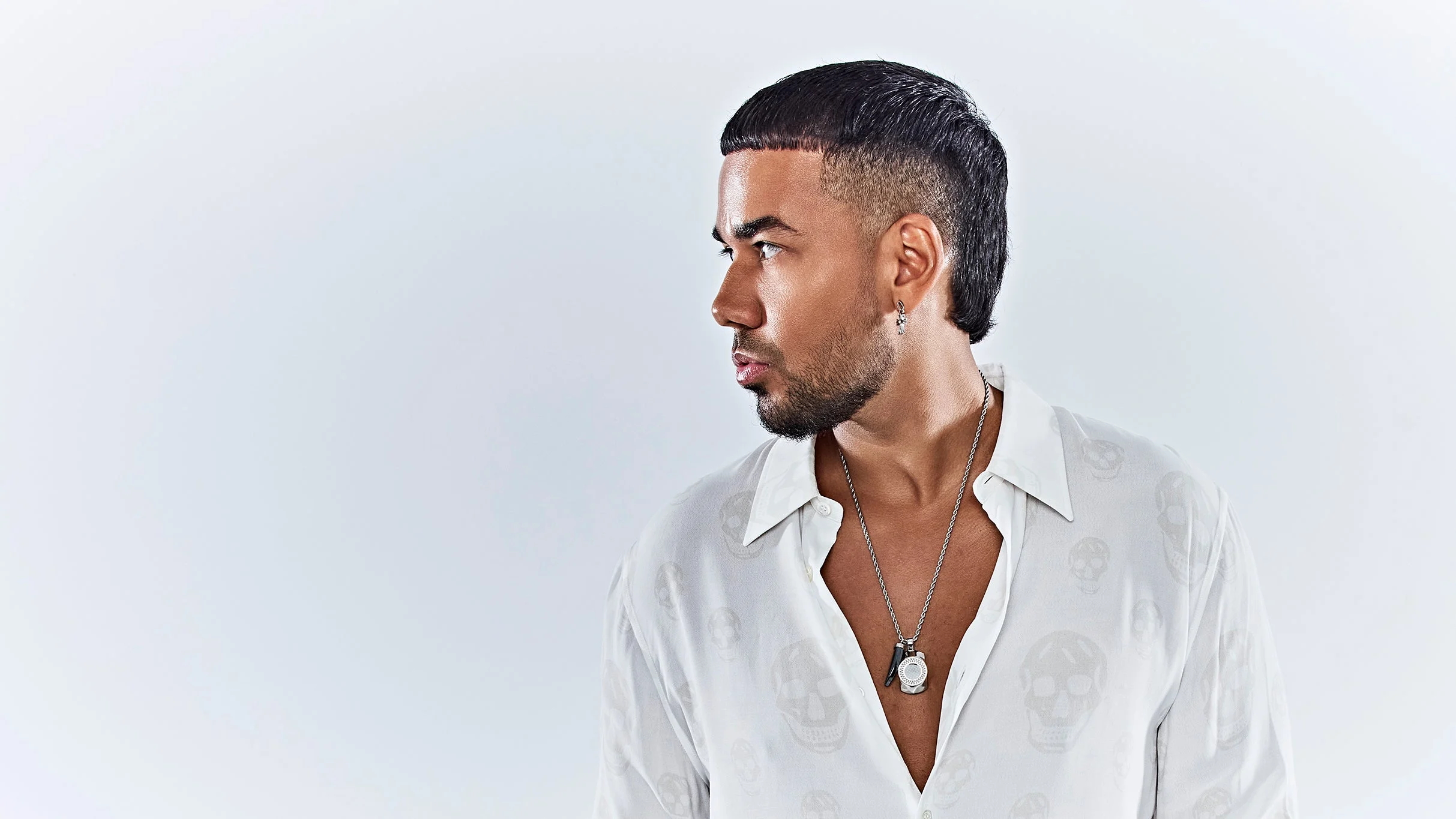 Romeo Santos w/ Prince Royce live at Toyota Center - TX - Houston Concerts