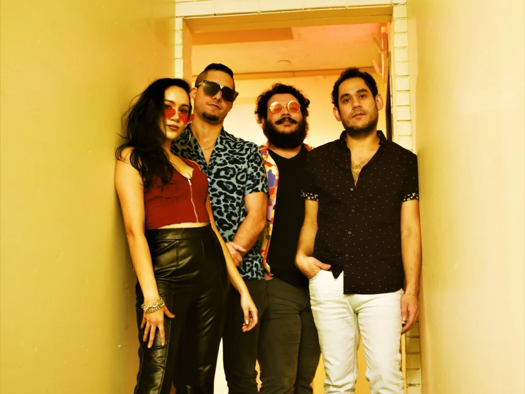 Forever Miles live at White Oak Music Hall - Upstairs  - Houston Concerts